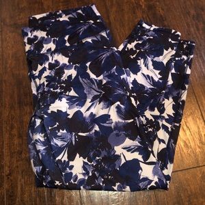 Fabletics power hold